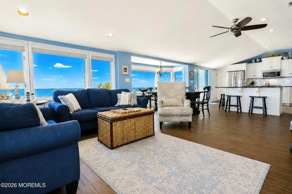 263 Bay Beach Way Lavallette, NJ 08735