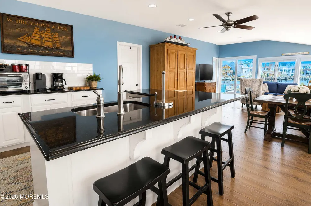 263 Bay Beach Way Lavallette, NJ 08735