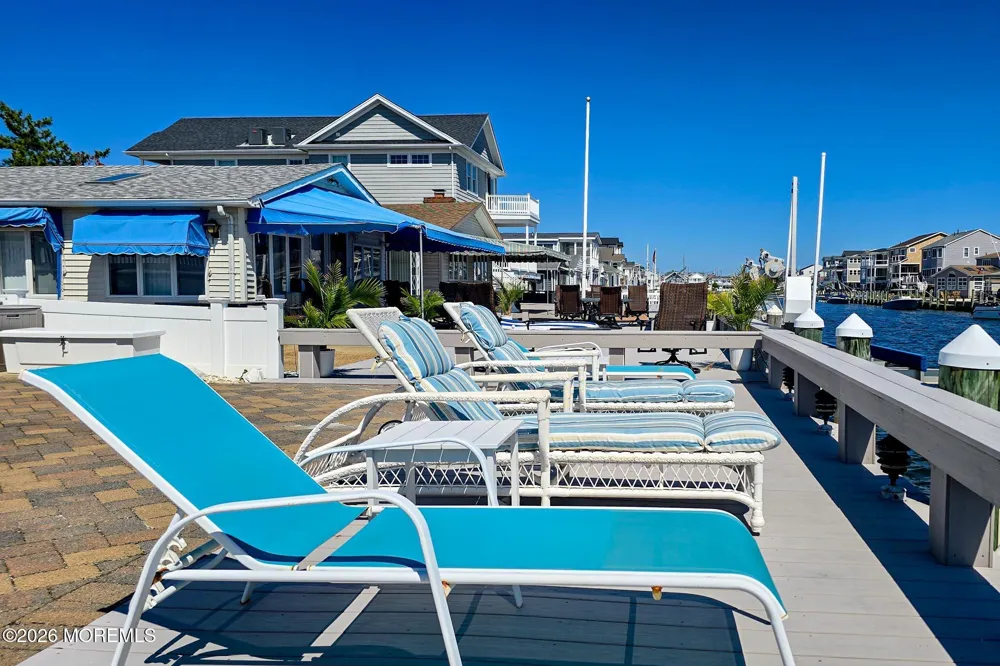 263 Bay Beach Way Lavallette, NJ 08735