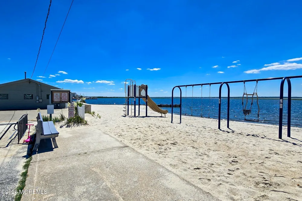 263 Bay Beach Way Lavallette, NJ 08735