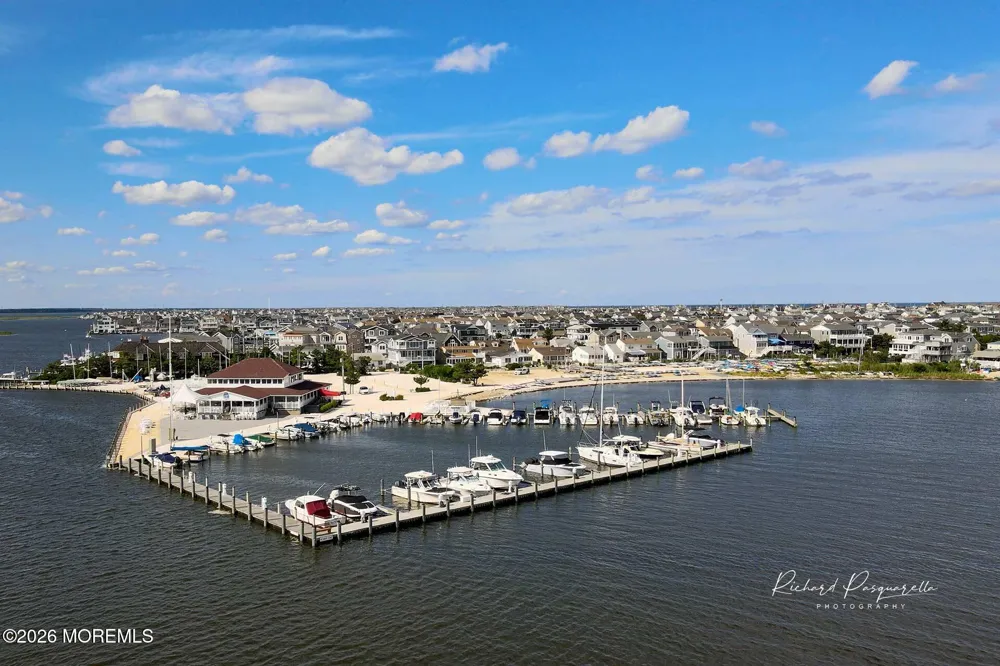 263 Bay Beach Way Lavallette, NJ 08735