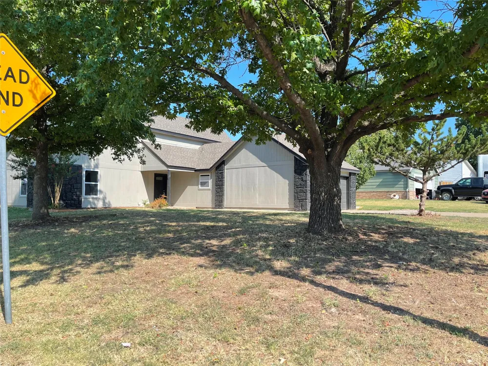 2424 S 137th East EastAvenue Tulsa, OK 74134