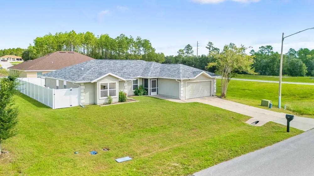 611 W WALKERTOWN DRIVE Citrus Springs, FL 34434