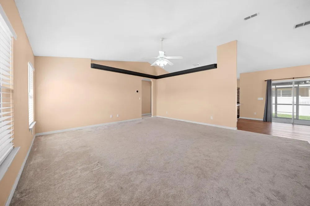 611 W WALKERTOWN DRIVE Citrus Springs, FL 34434