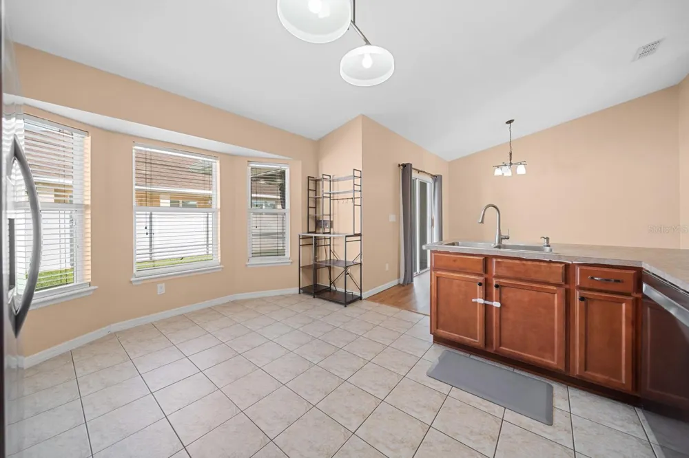 611 W WALKERTOWN DRIVE Citrus Springs, FL 34434
