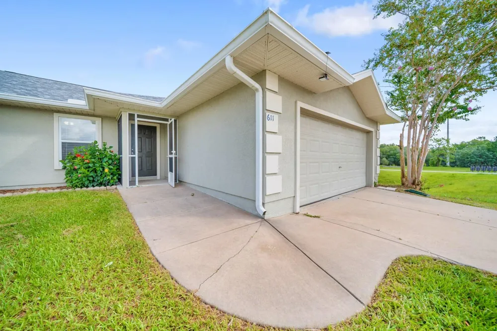 611 W WALKERTOWN DRIVE Citrus Springs, FL 34434