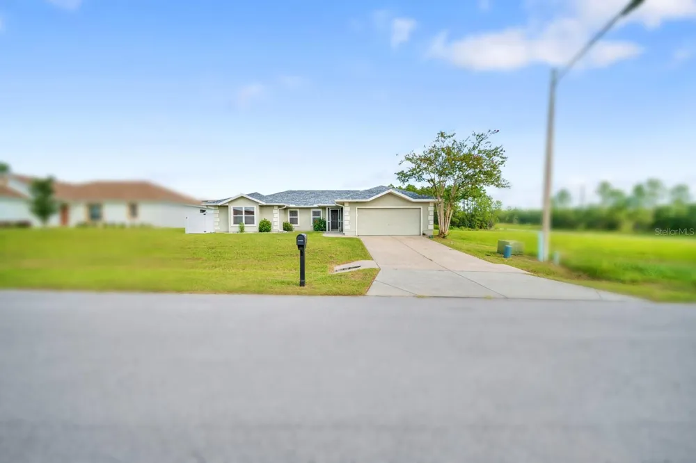 611 W WALKERTOWN DRIVE Citrus Springs, FL 34434