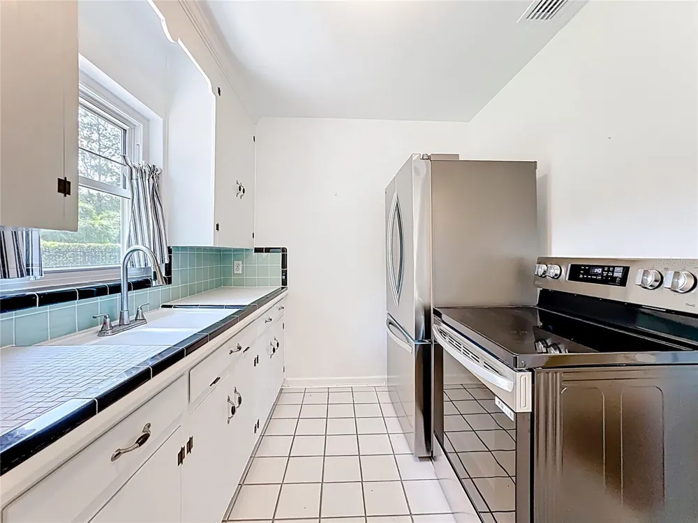 1450 CAVENDISH ROAD Winter Park, FL 32789