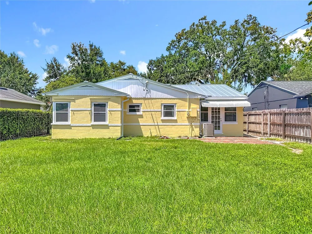 1450 CAVENDISH ROAD Winter Park, FL 32789