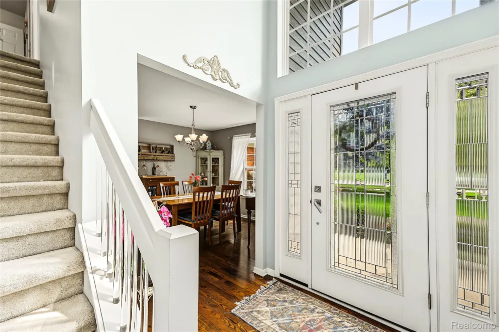 2375 Reidsview E White Lake Charter Township, MI 48383
