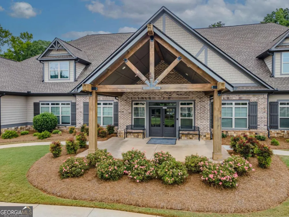 945 High Shoal DR Monroe, GA 30655