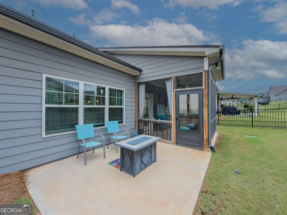 945 High Shoal DR Monroe, GA 30655