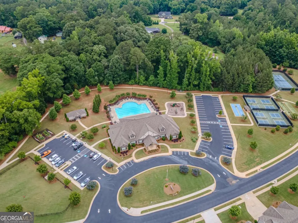 945 High Shoal DR Monroe, GA 30655