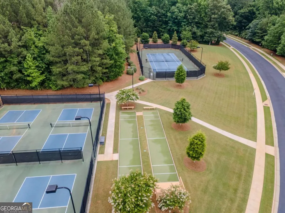 945 High Shoal DR Monroe, GA 30655