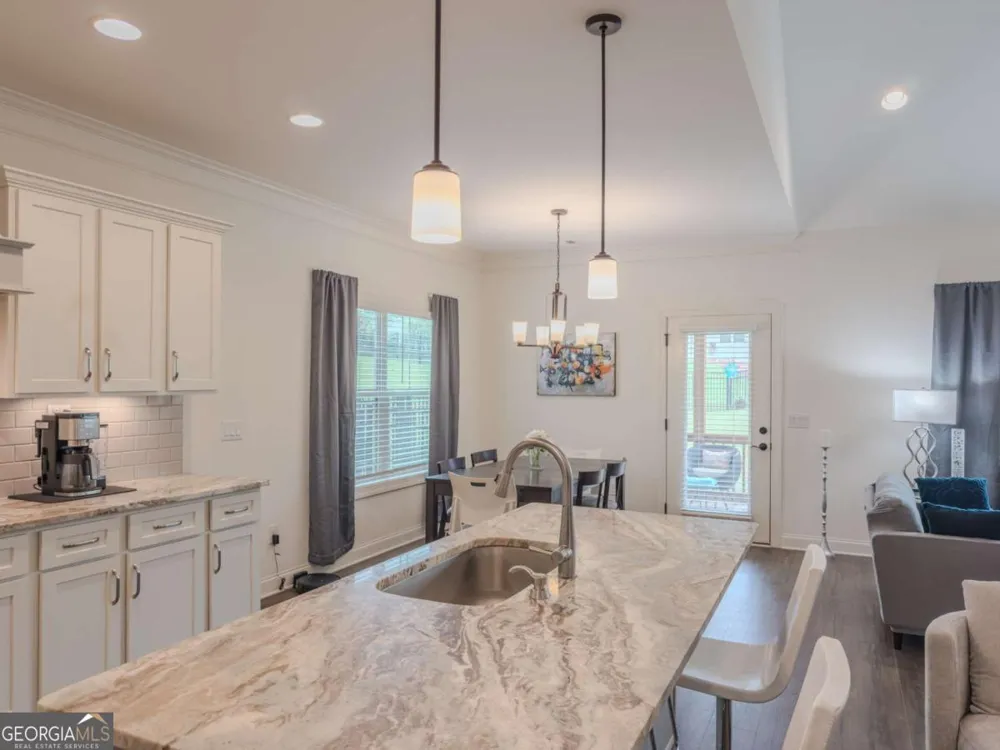 945 High Shoal DR Monroe, GA 30655