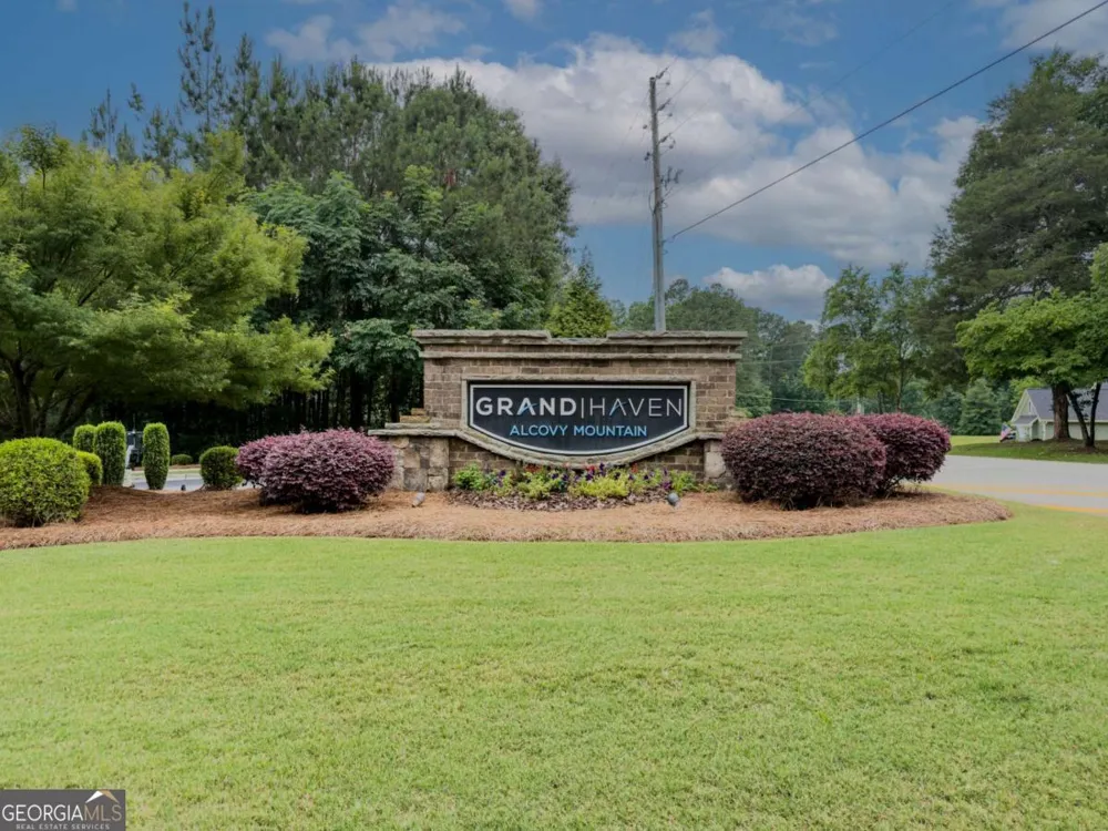 945 High Shoal DR Monroe, GA 30655