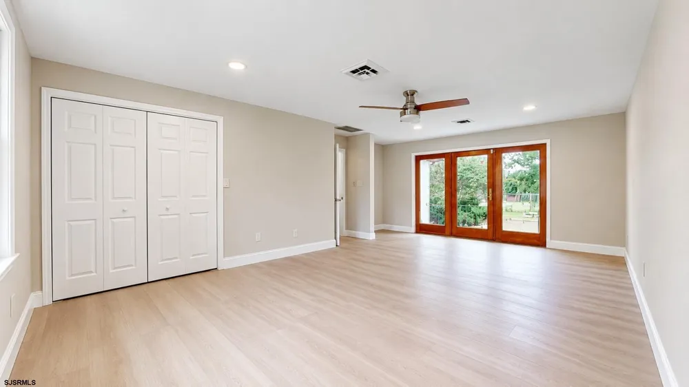1659 E Walnut Road Vineland, NJ 08360