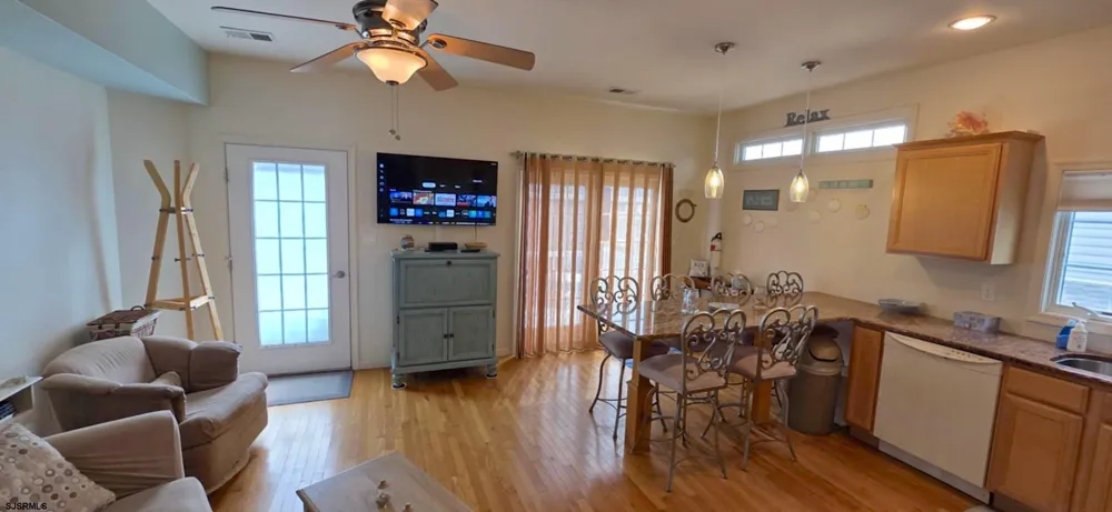 612 W Beach Ave Brigantine, NJ 08203