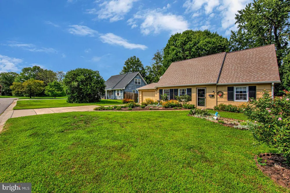 12604 BUNTING LANE Bowie, MD 20715