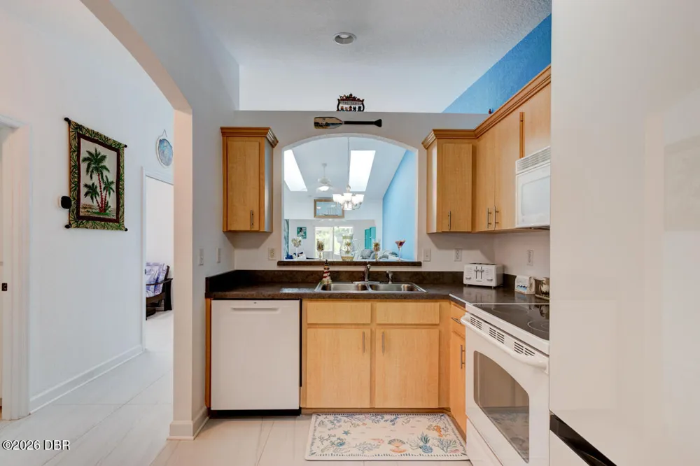 2246 Hawks Cove Circle New Smyrna Beach, FL 32168