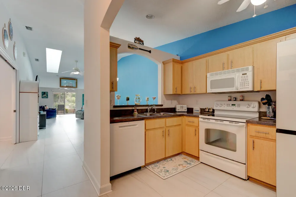 2246 Hawks Cove Circle New Smyrna Beach, FL 32168