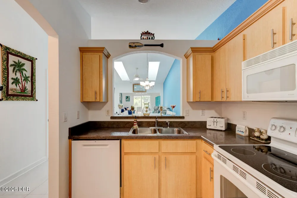 2246 Hawks Cove Circle New Smyrna Beach, FL 32168