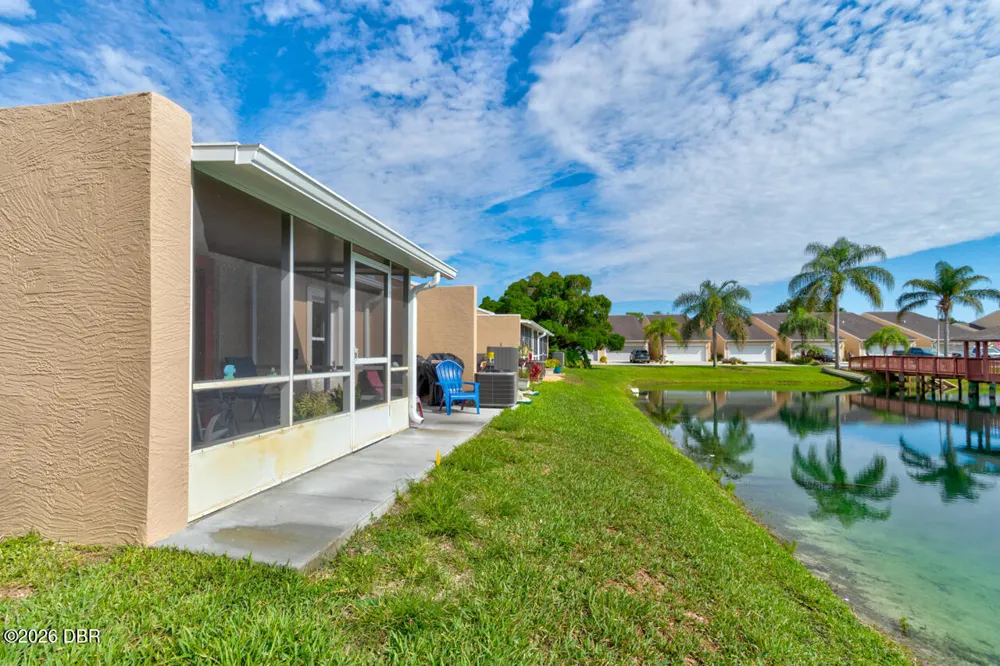 2246 Hawks Cove Circle New Smyrna Beach, FL 32168