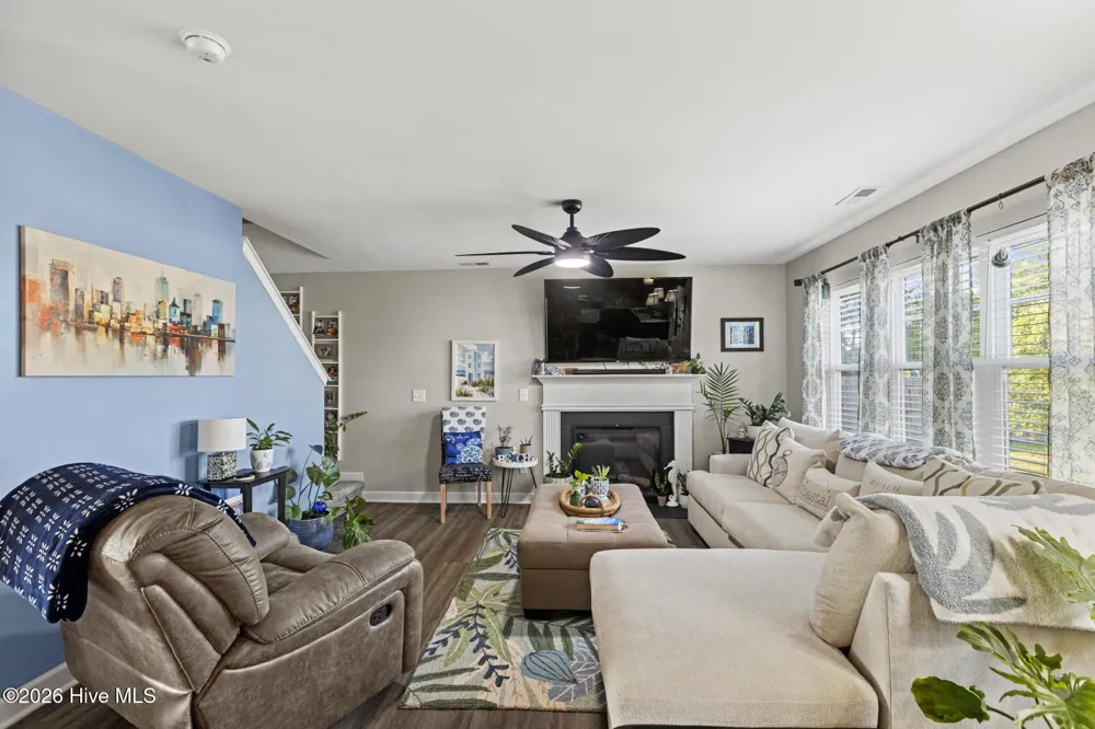 302 Waylon Way Holly Ridge, NC 28445