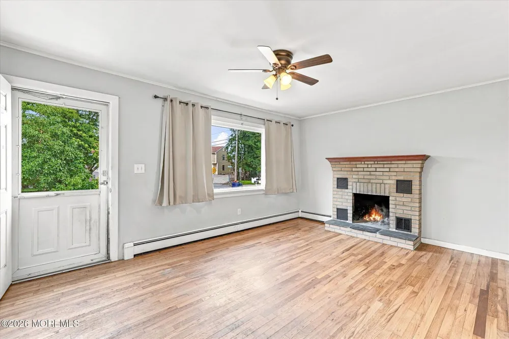 909 Clairmore Avenue Lanoka Harbor, NJ 08734