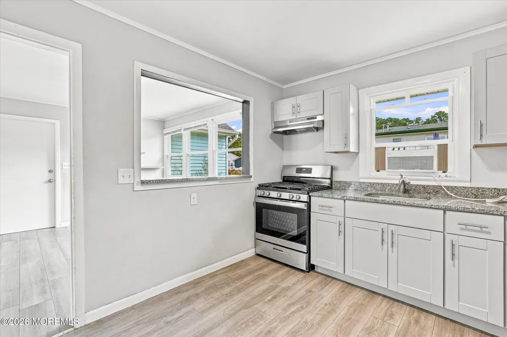 909 Clairmore Avenue Lanoka Harbor, NJ 08734