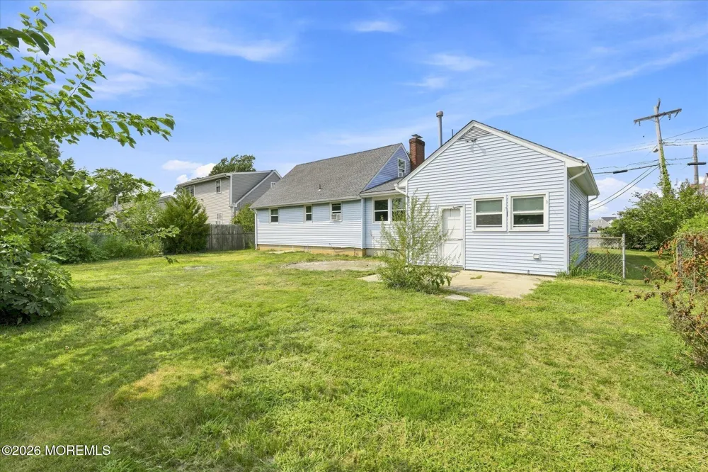 909 Clairmore Avenue Lanoka Harbor, NJ 08734