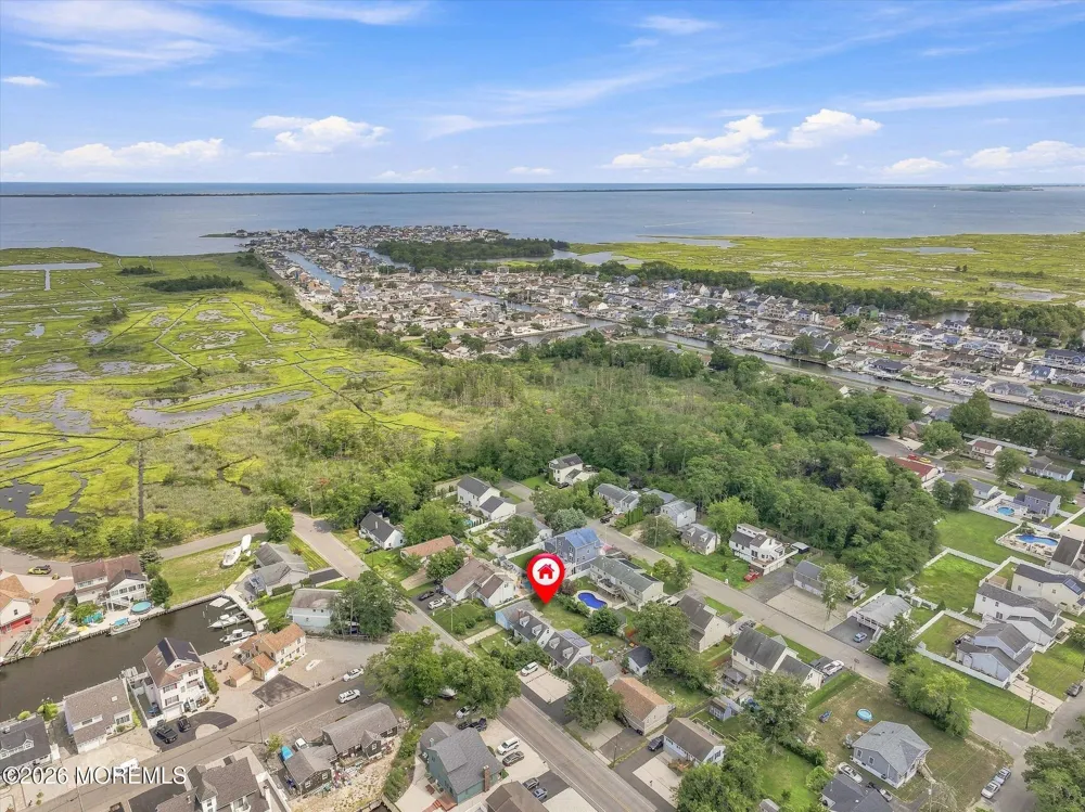 909 Clairmore Avenue Lanoka Harbor, NJ 08734