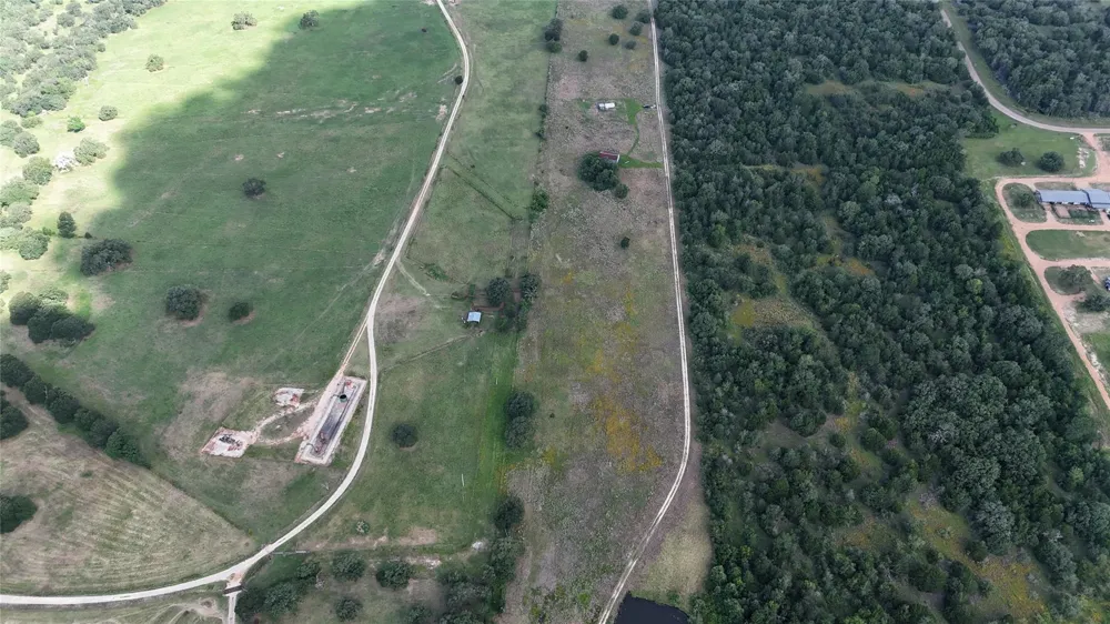 County Road 127 Ledbetter, TX 78946