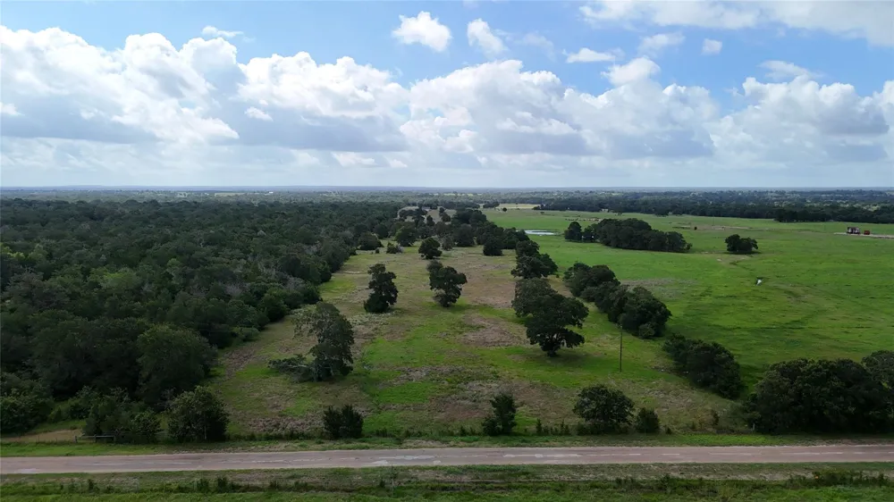 County Road 127 Ledbetter, TX 78946
