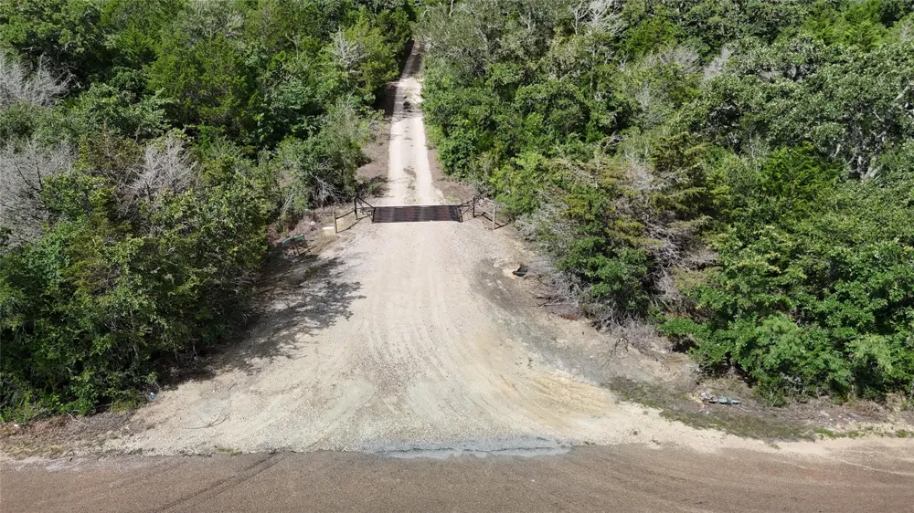 County Road 127 Ledbetter, TX 78946
