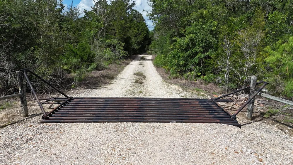 County Road 127 Ledbetter, TX 78946