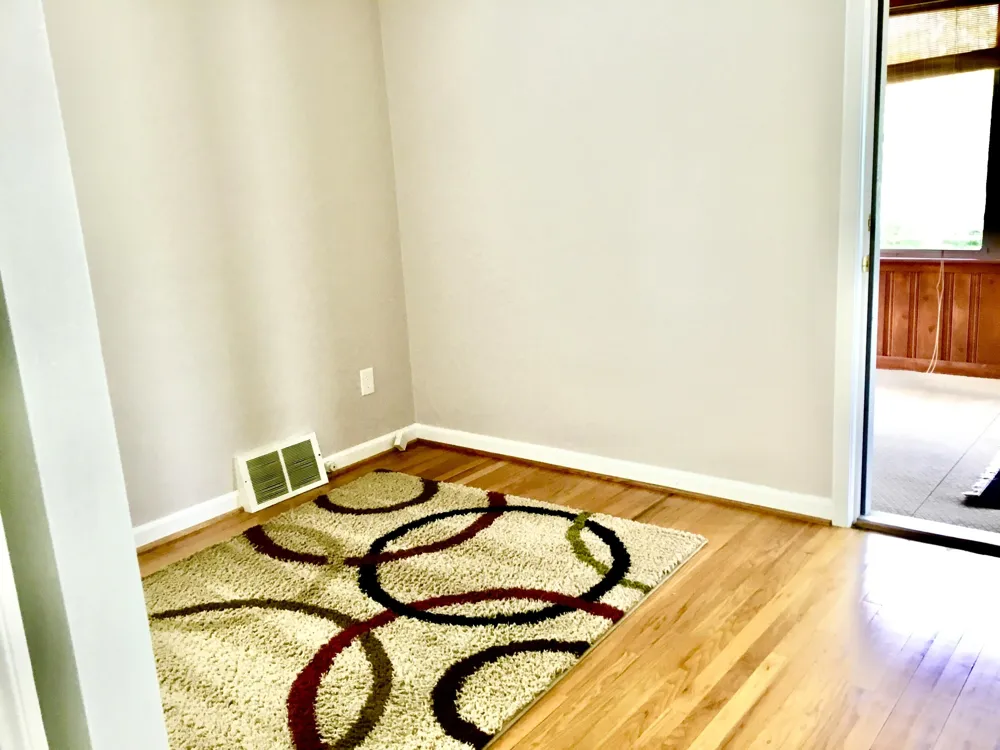 520 S Kenwood Avenue Royal Oak, MI 48067