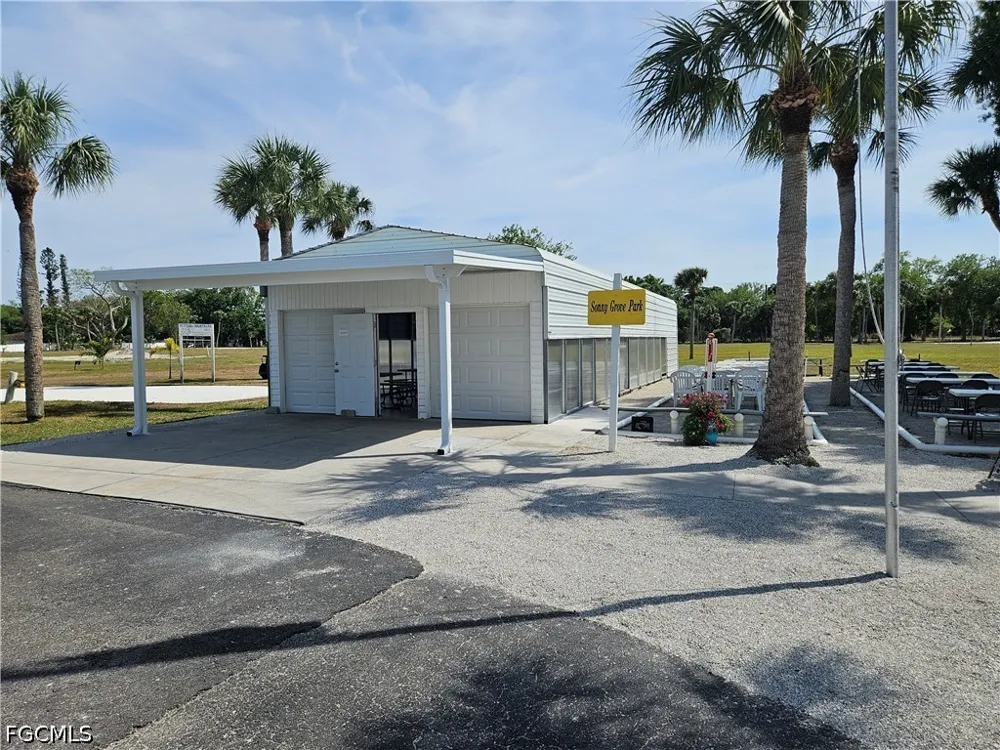 Palm Beach Boulevard #5 Fort Myers, FL 33905