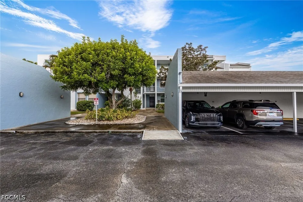 Winkler Road #218 Fort Myers, FL 33919