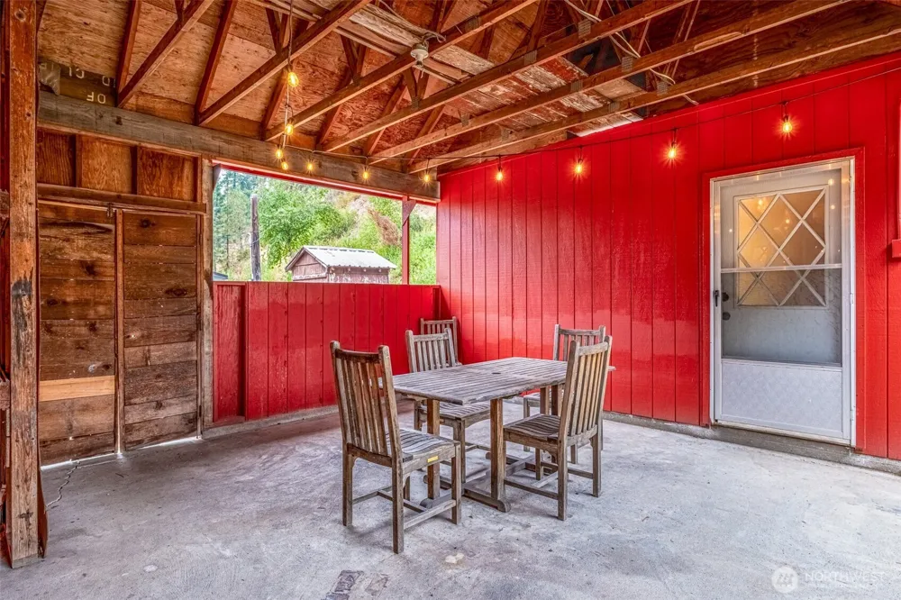 12069 Chumstick Highway Leavenworth, WA 98826