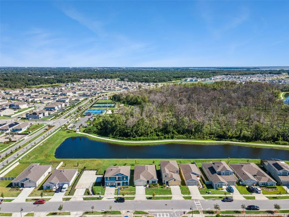2009 MYRTLE PINE STREET Kissimmee, FL 34746