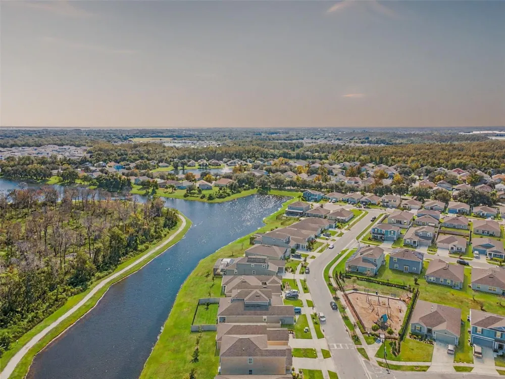 2009 MYRTLE PINE STREET Kissimmee, FL 34746