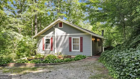 126 Silver Fox DR