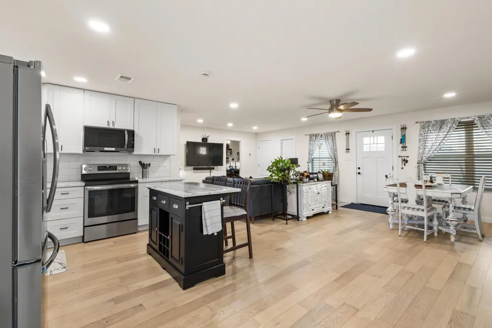 3387 FM 121 Van Alstyne, TX 75495