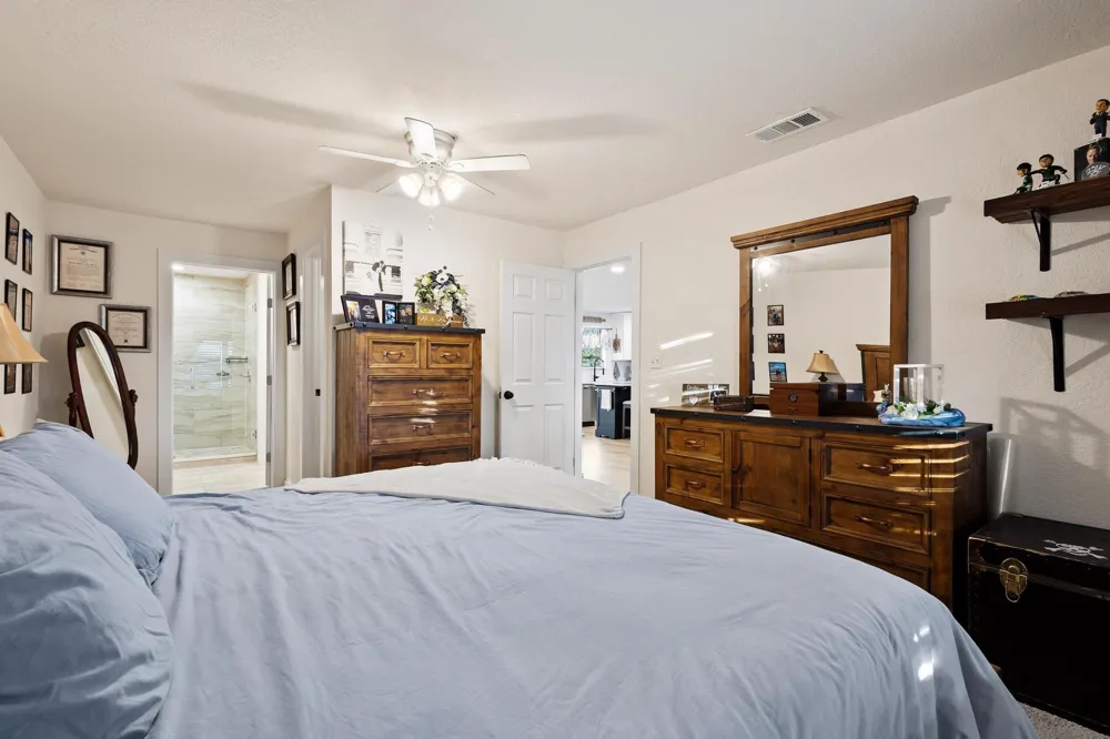3387 FM 121 Van Alstyne, TX 75495