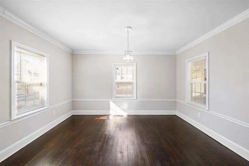 2506 Maple Street East Point, GA 30344