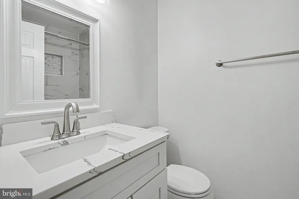 14800 RYDELL ROAD #201 Centreville, VA 20121
