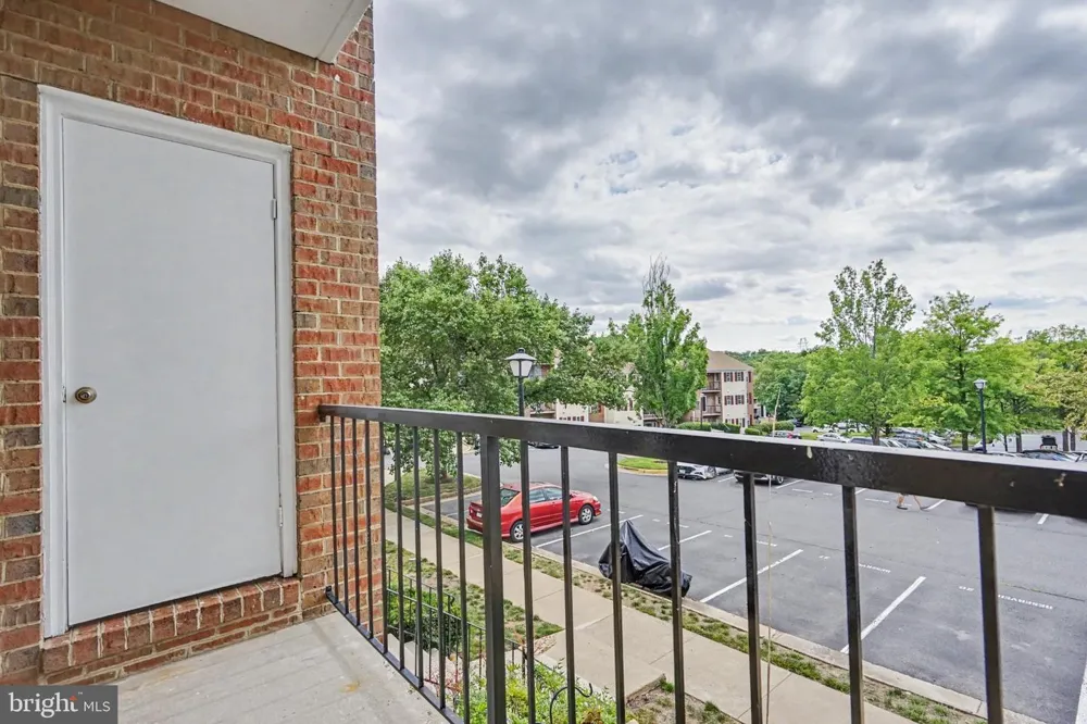 14800 RYDELL ROAD #201 Centreville, VA 20121