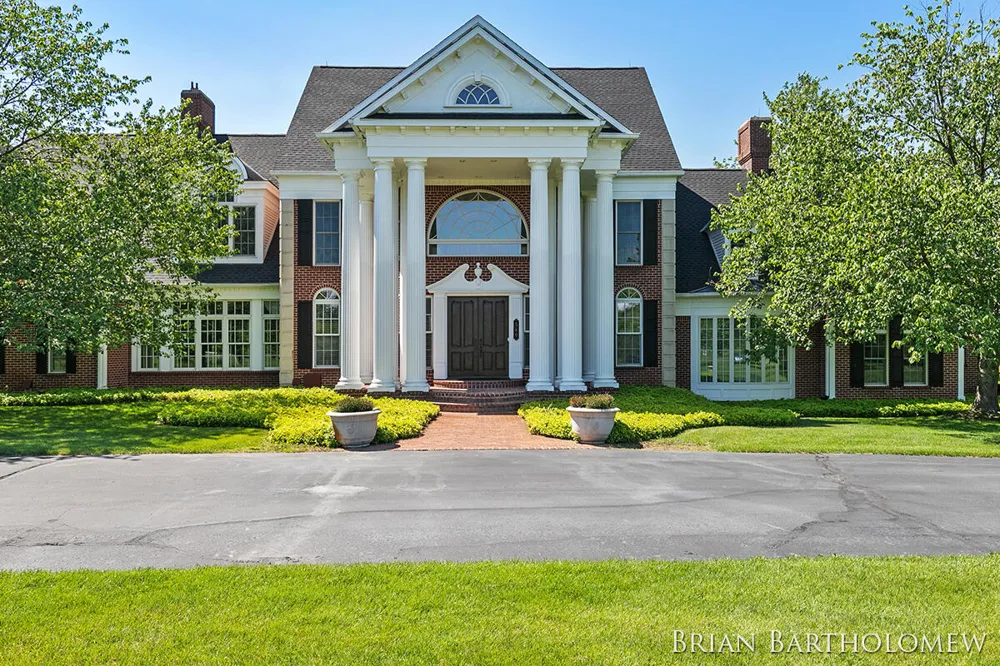 560 Saddlebrook Drive NE Ada, MI 49301