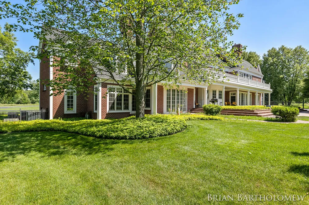 560 Saddlebrook Drive NE Ada, MI 49301